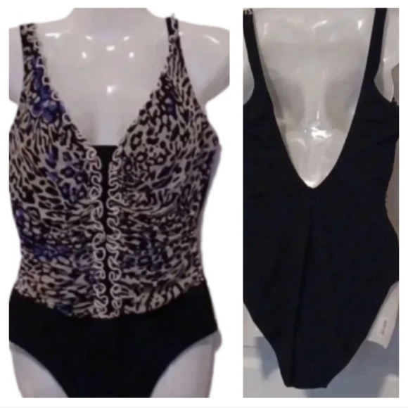 💙🌹Animal print swimsuit - Picture 1 of 9